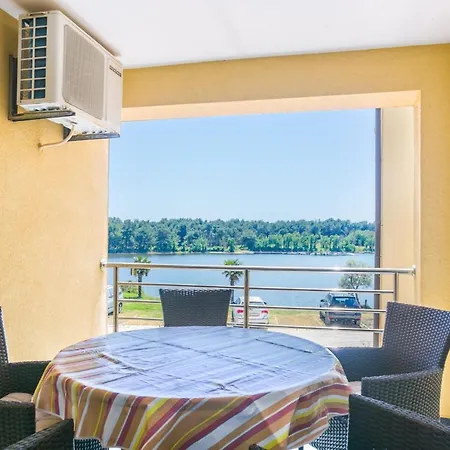 Appartamento Ivana 3.5 *