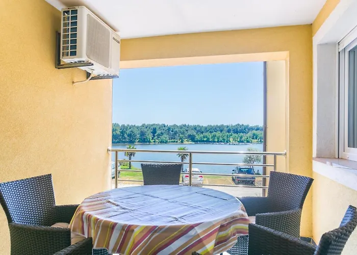 Appartement Ivana 3.5 *